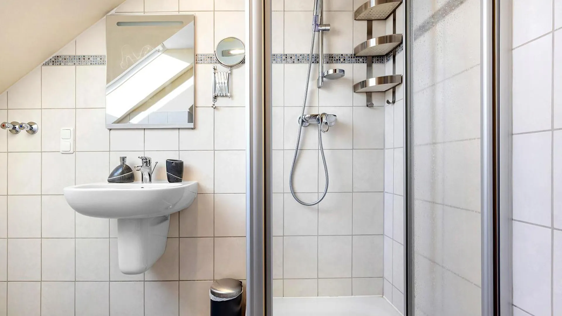 公寓 Dachgeschosswohnung Wohllebe 汉诺威